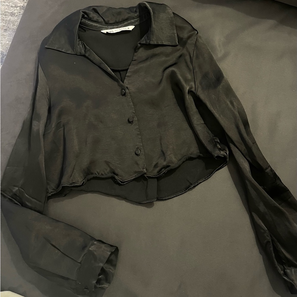 Cropped black button up shirt